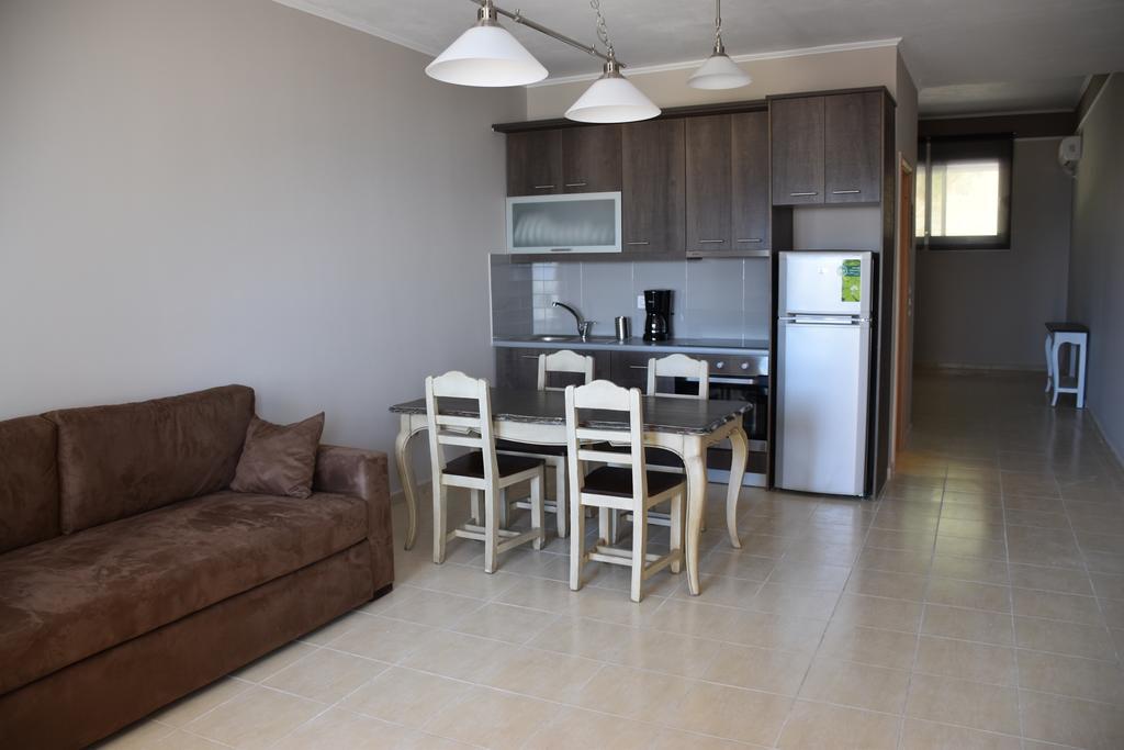 Aperanto House Paralia Loutsas المظهر الخارجي الصورة
