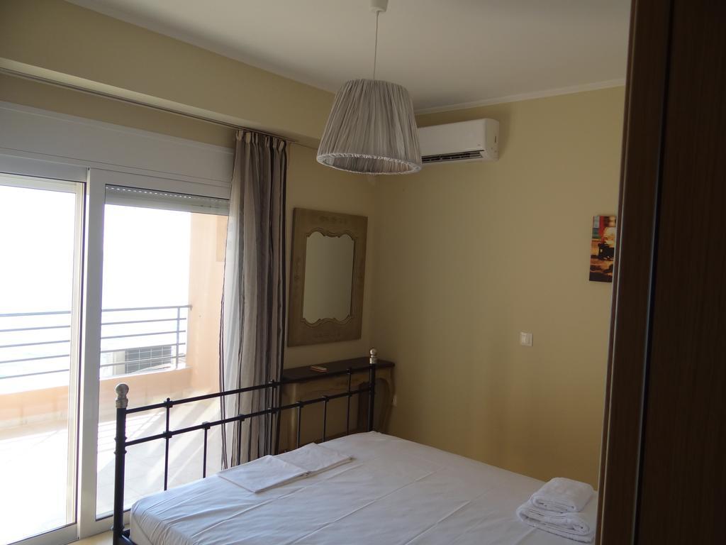 Aperanto House Paralia Loutsas المظهر الخارجي الصورة