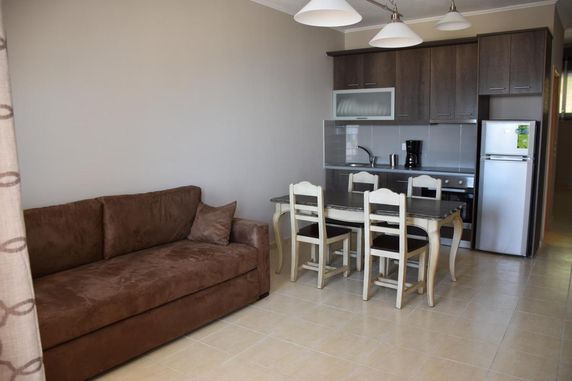 Aperanto House Paralia Loutsas الغرفة الصورة