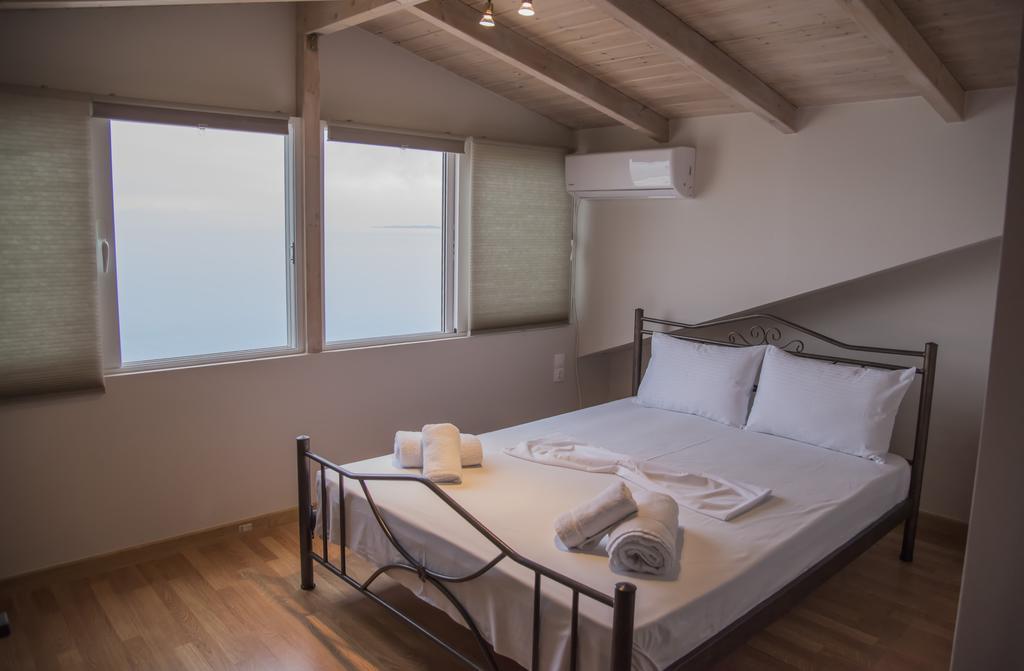Aperanto House Paralia Loutsas المظهر الخارجي الصورة