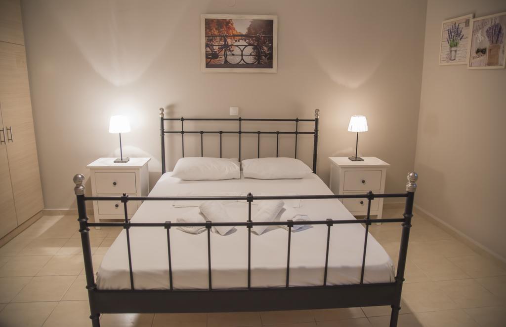 Aperanto House Paralia Loutsas المظهر الخارجي الصورة