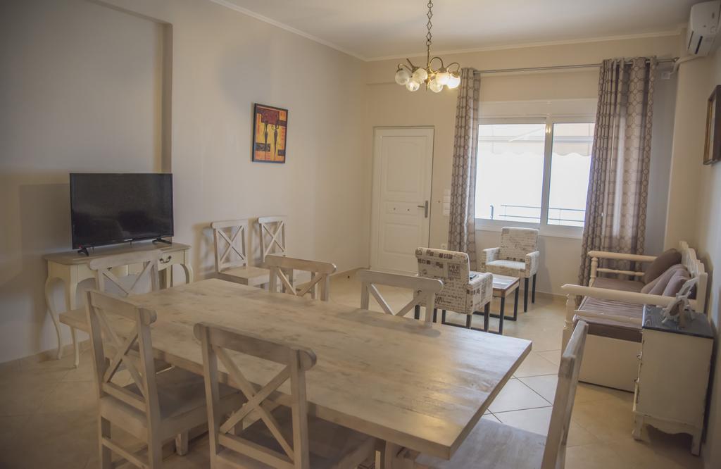 Aperanto House Paralia Loutsas المظهر الخارجي الصورة